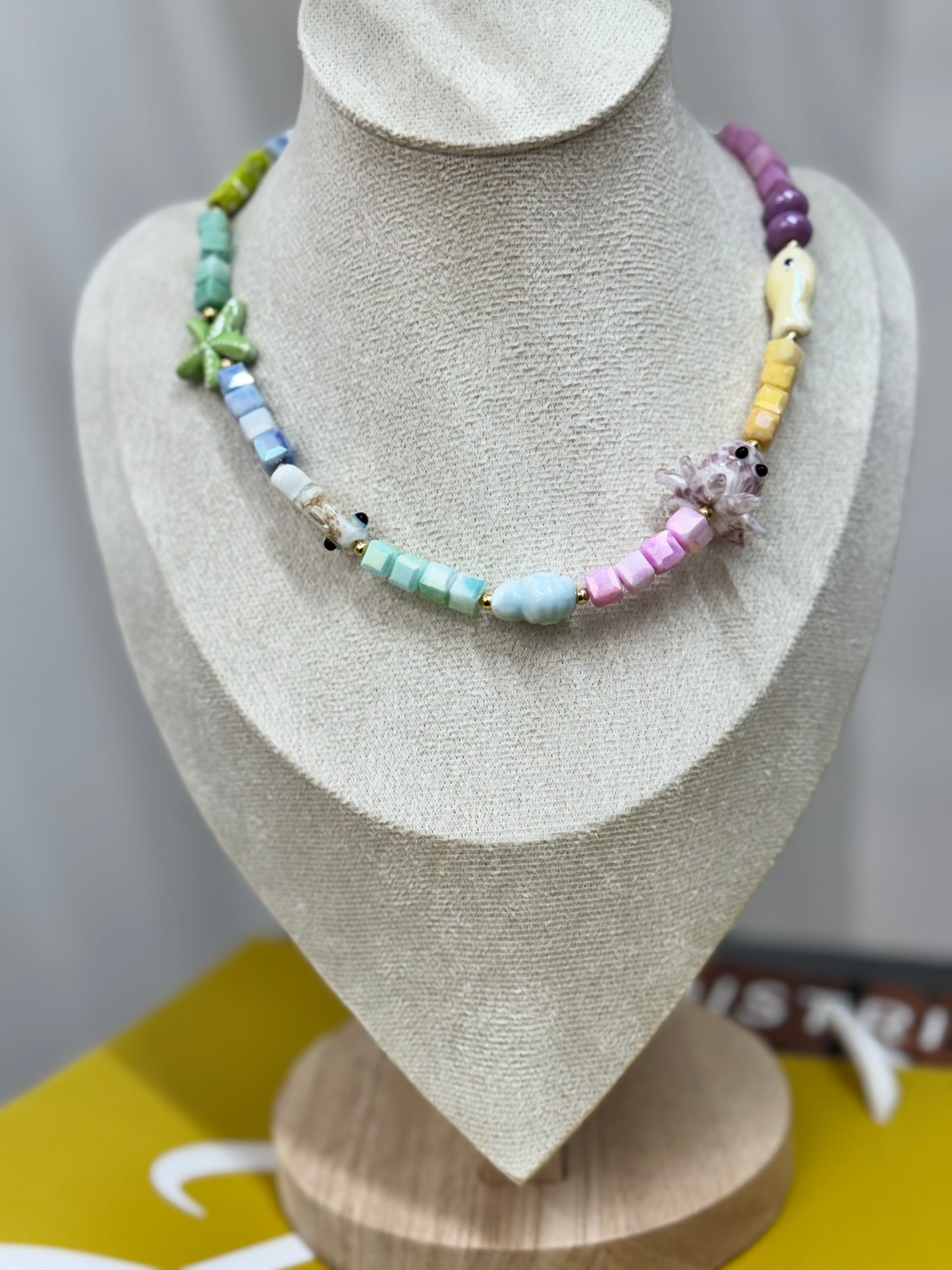 Tropical pop necklace