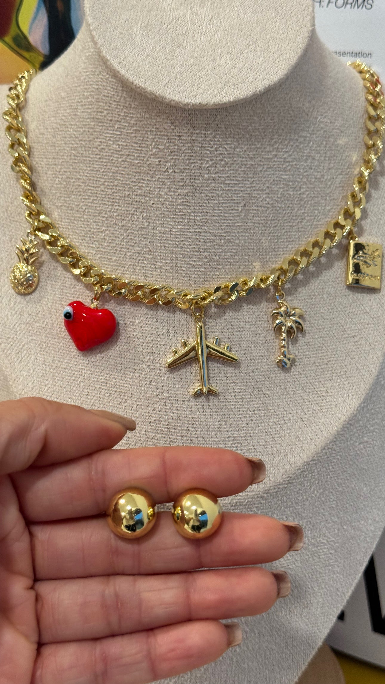 Golden trip necklace + earrings GIFT