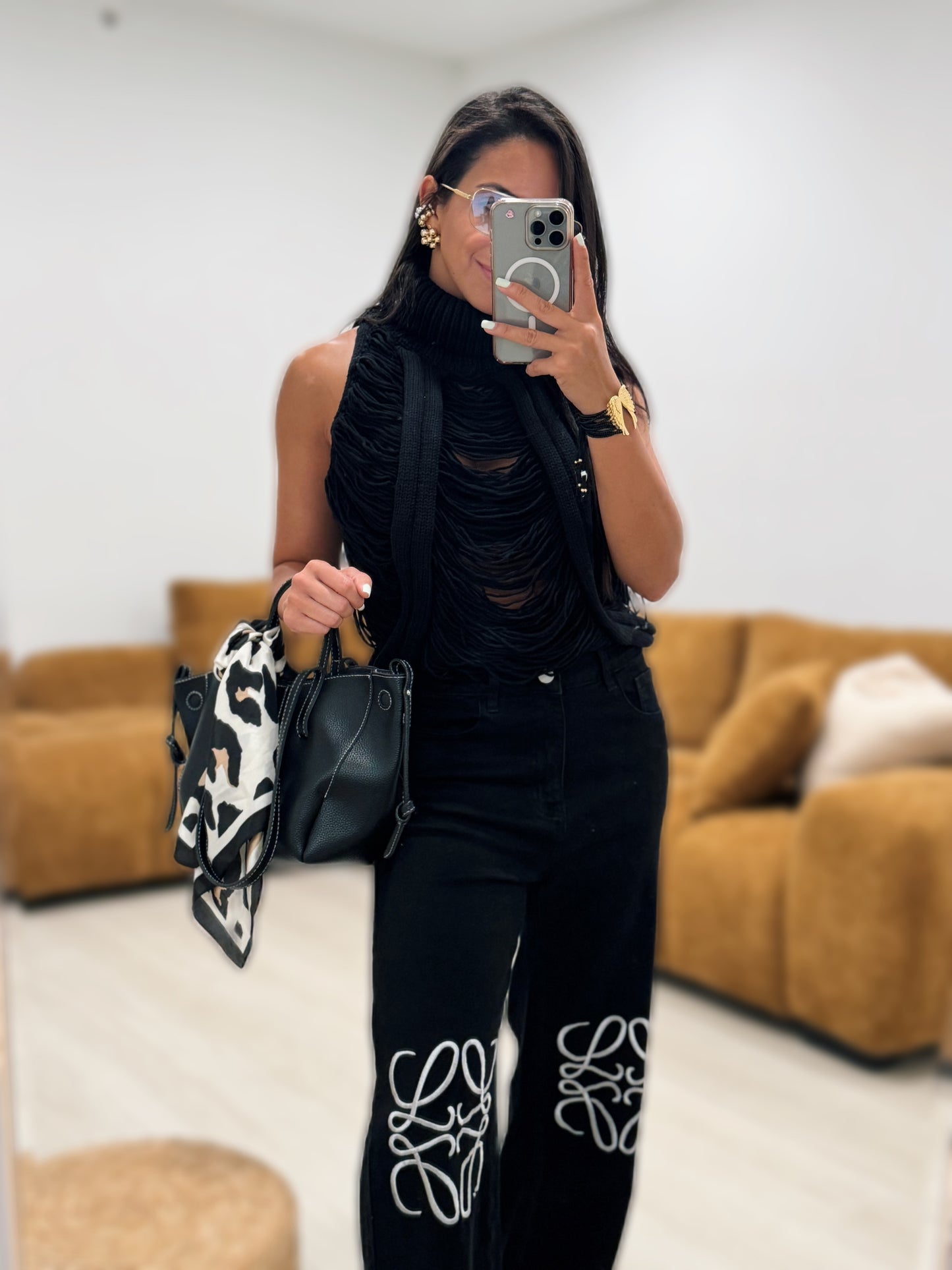 Black stretchy jean