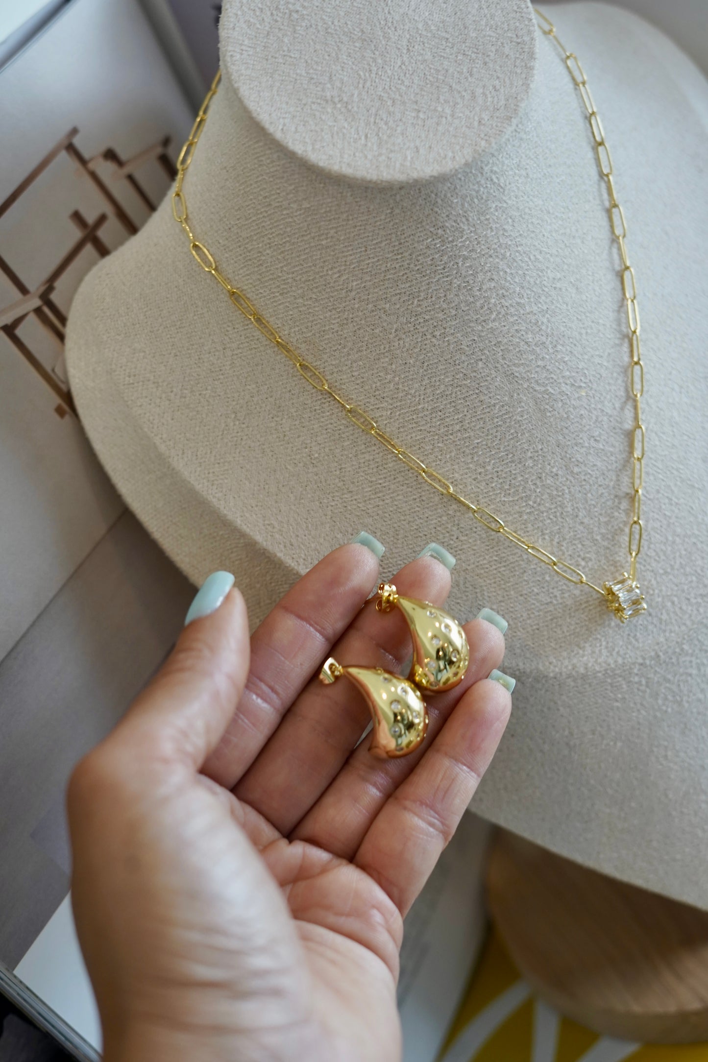Light of summer necklace