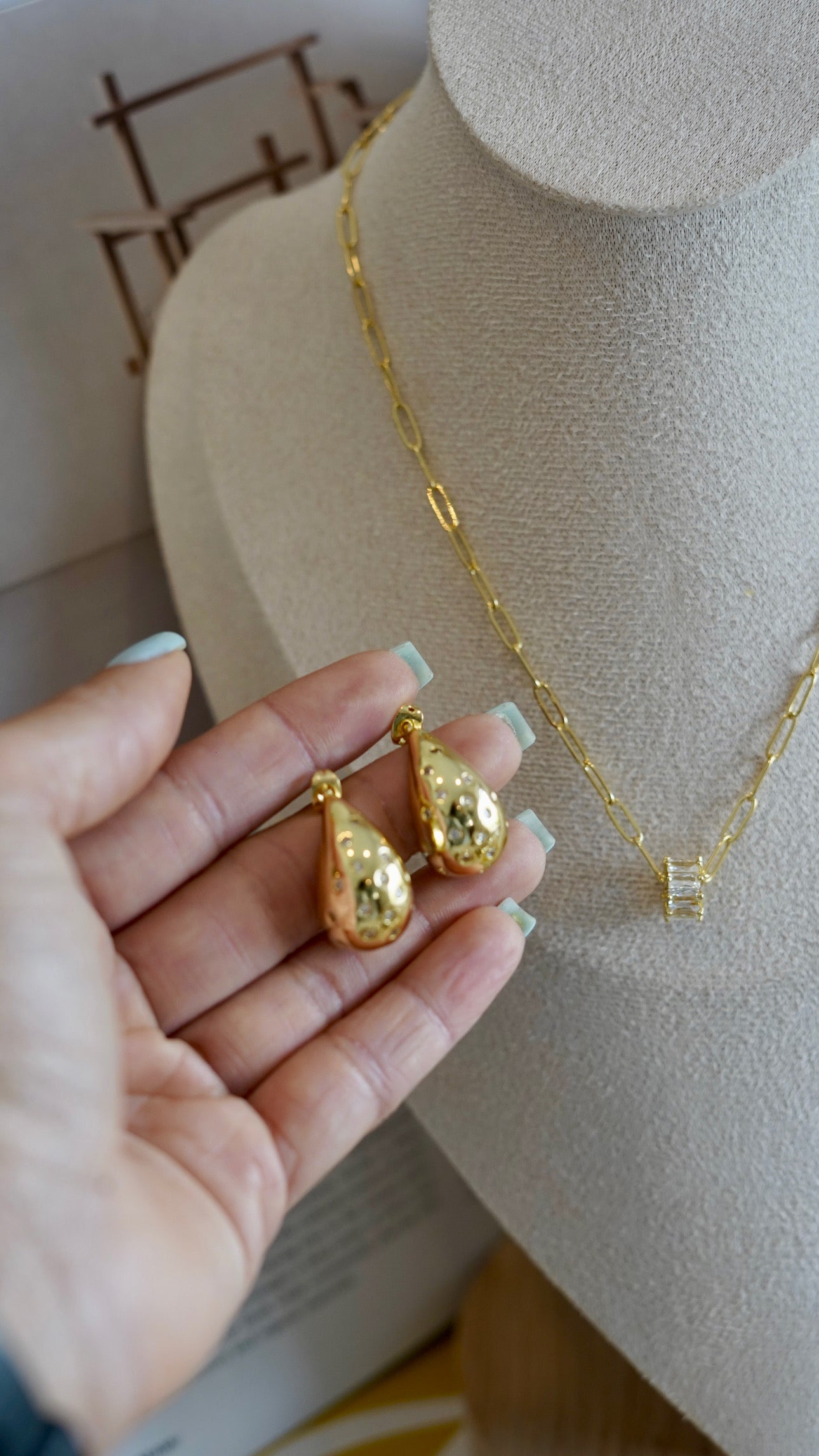 Light of summer necklace