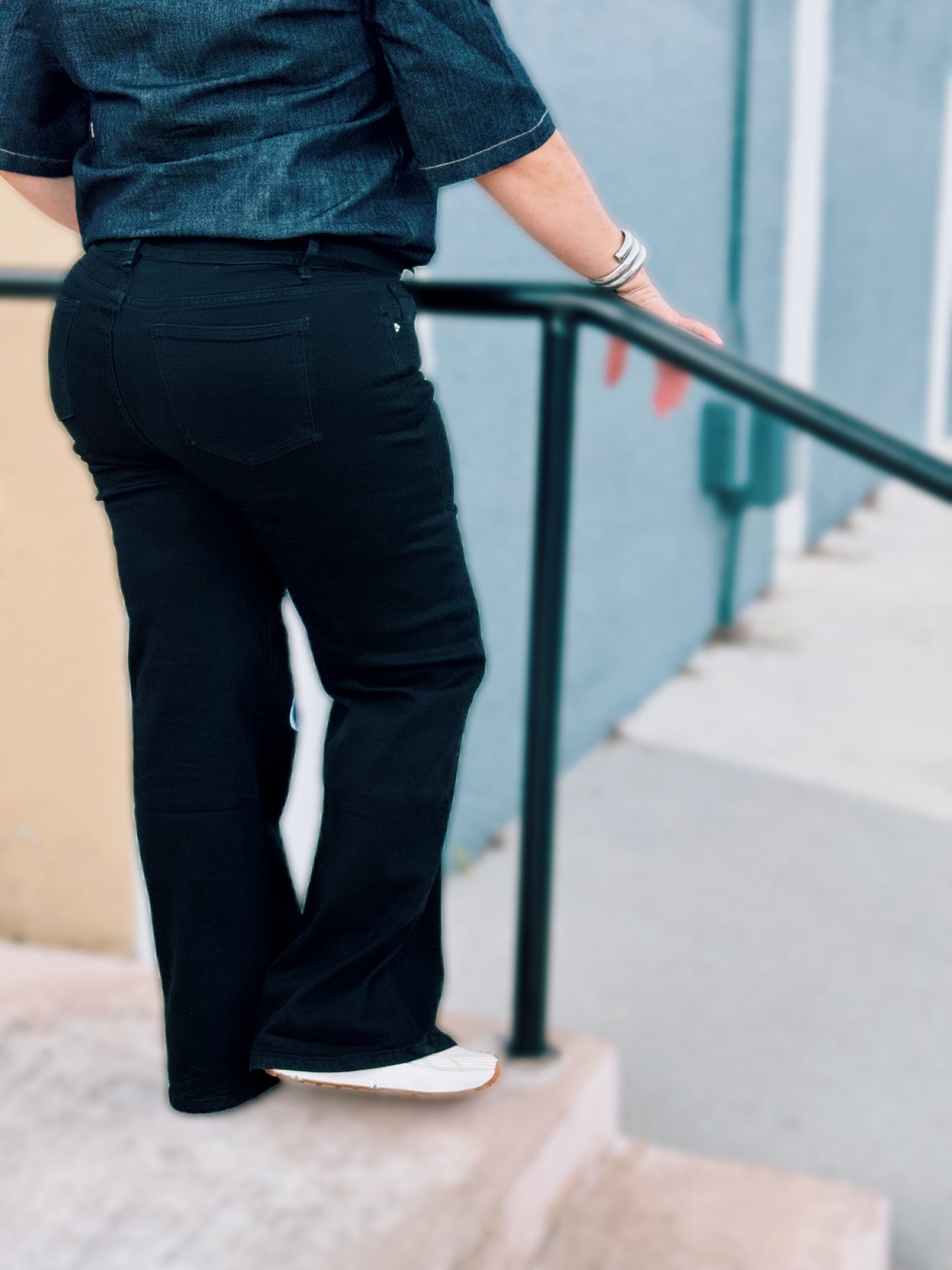 Black stretchy jean Plus