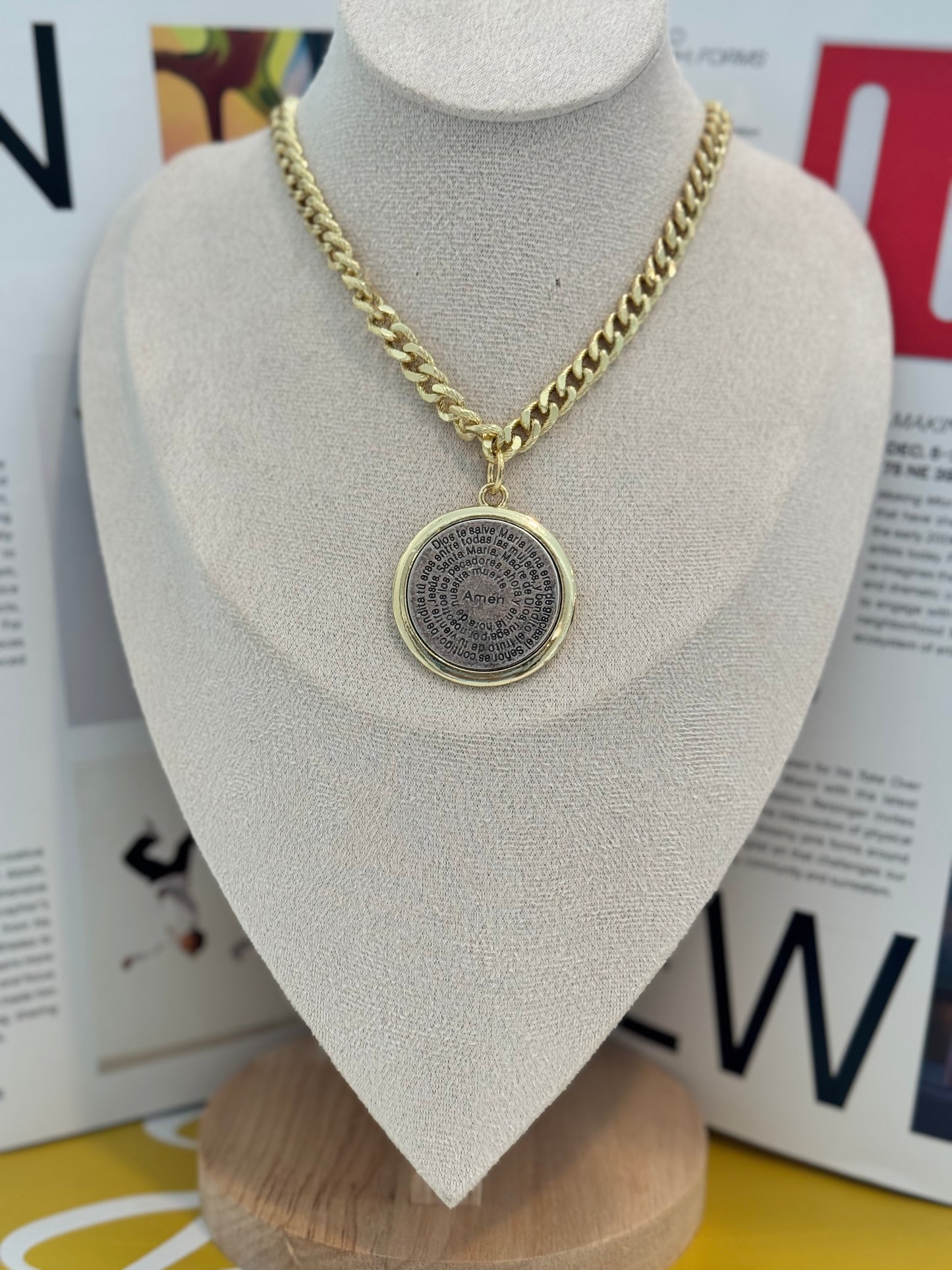 Dios te salve maria necklace