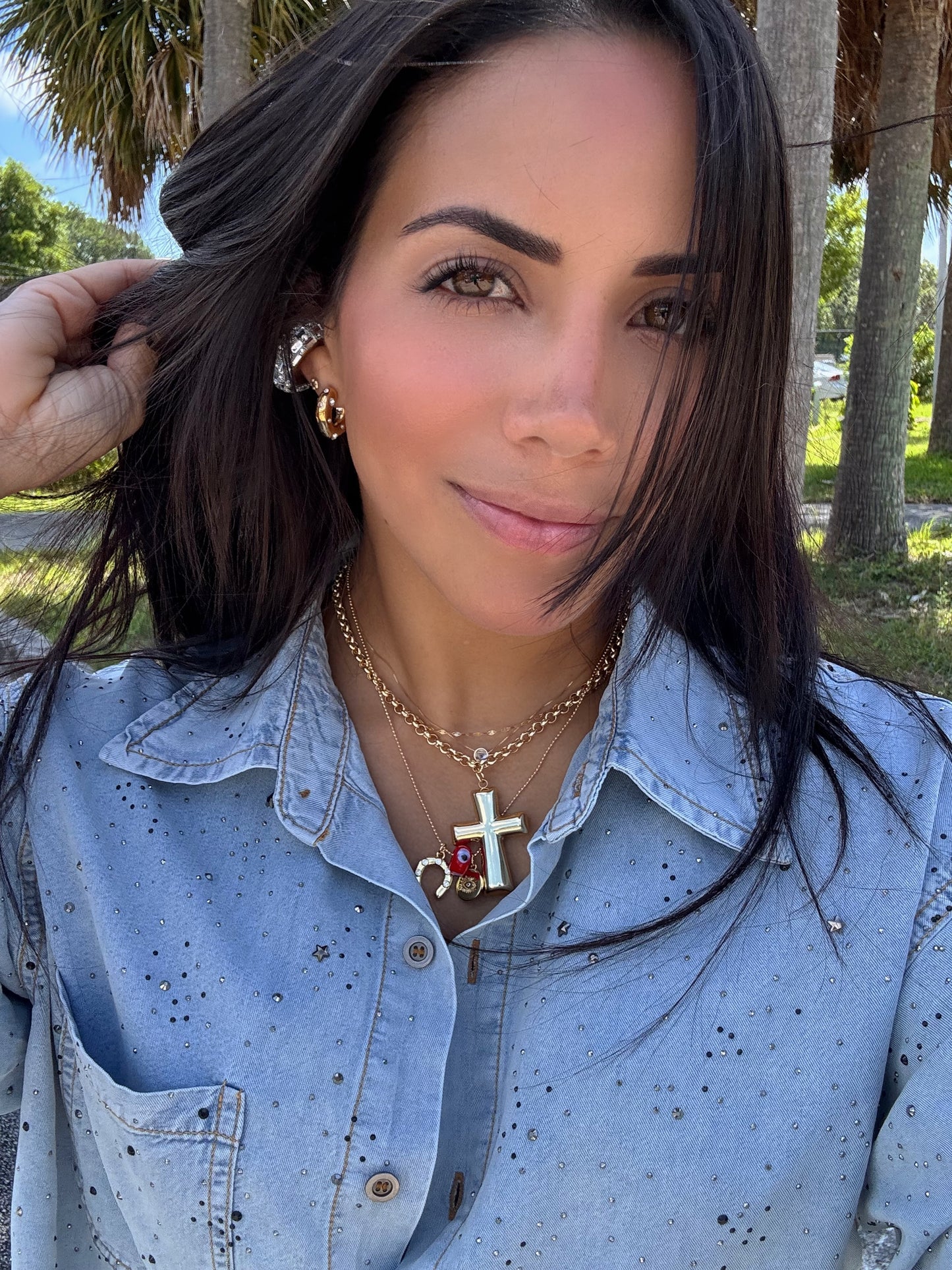 Cross plain necklace