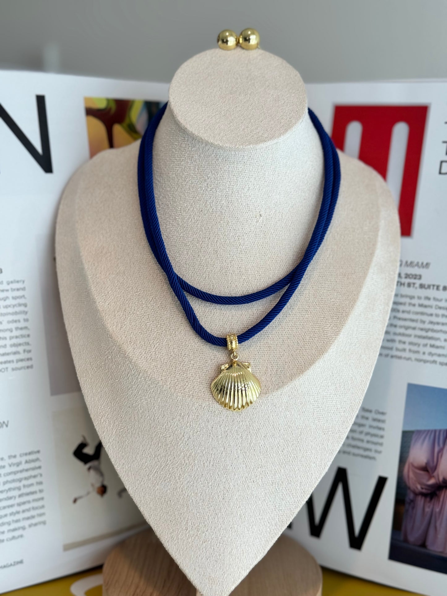Summer here necklace (earrings included)