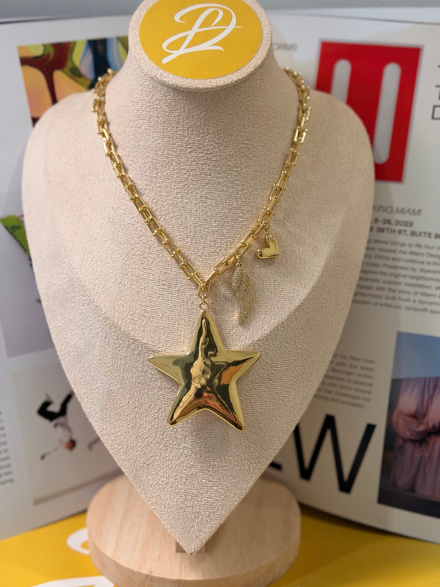 Wanderlust essential necklace