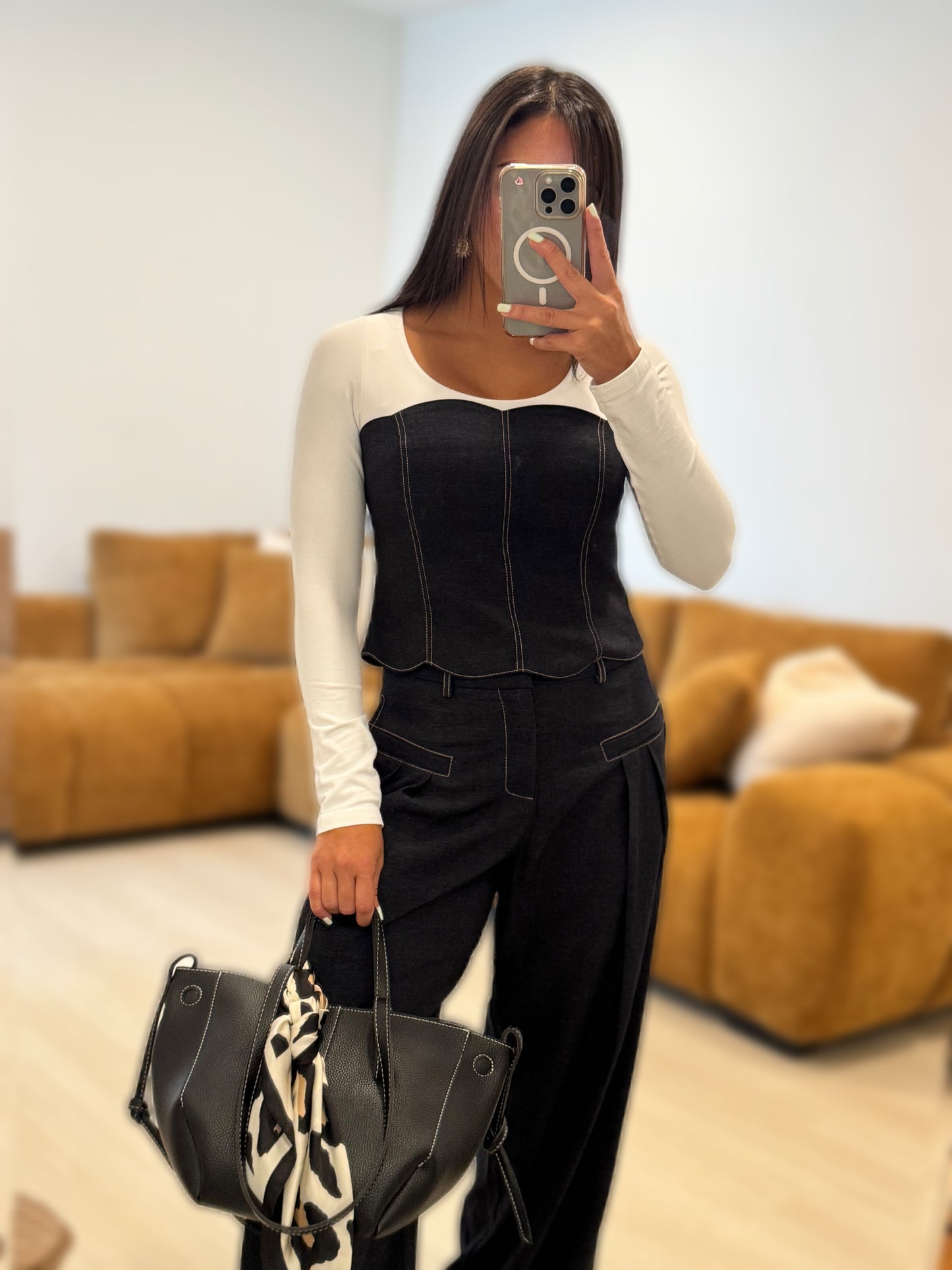 Essential white long sleeve