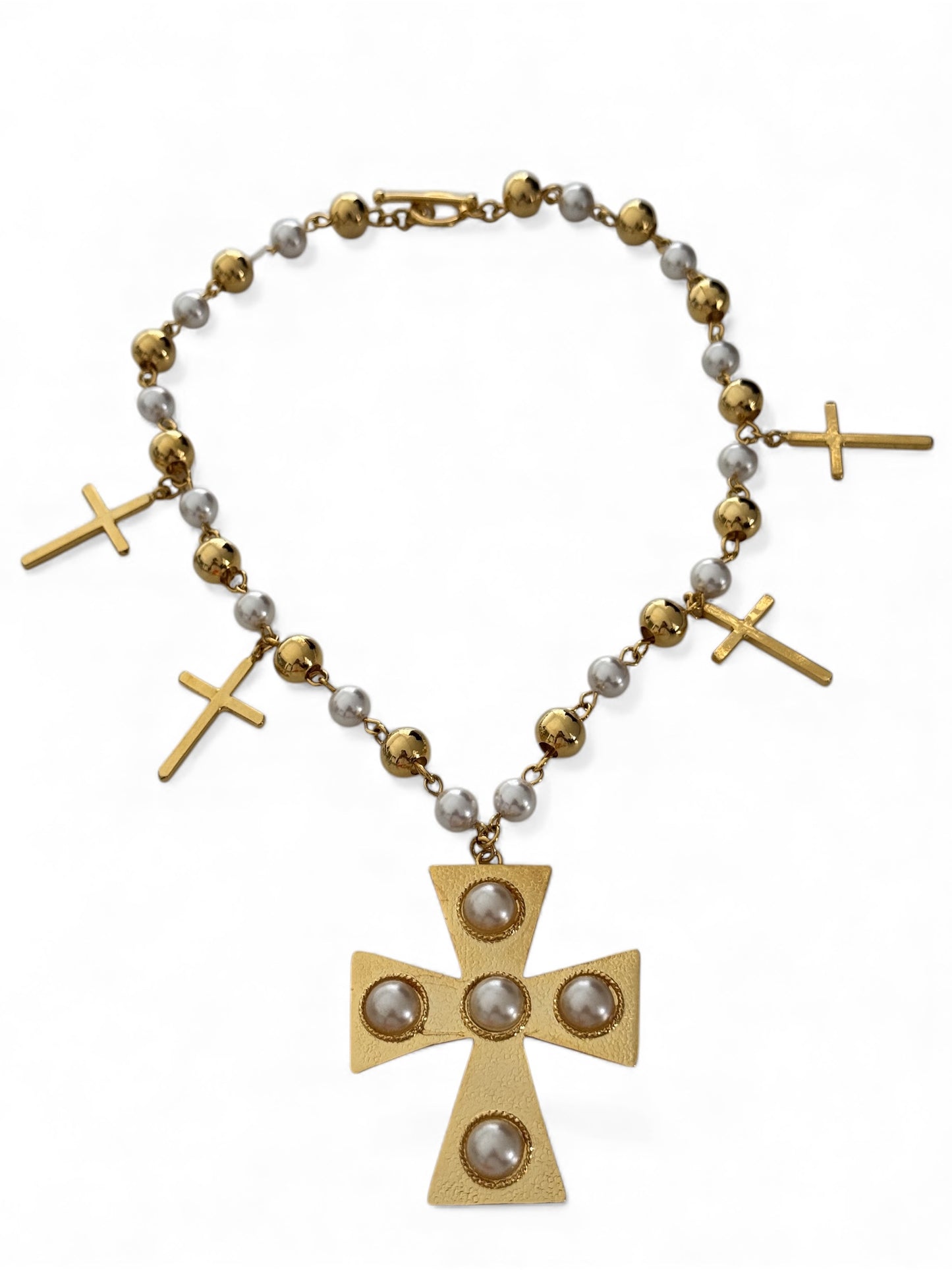 Extravagant crosses necklace