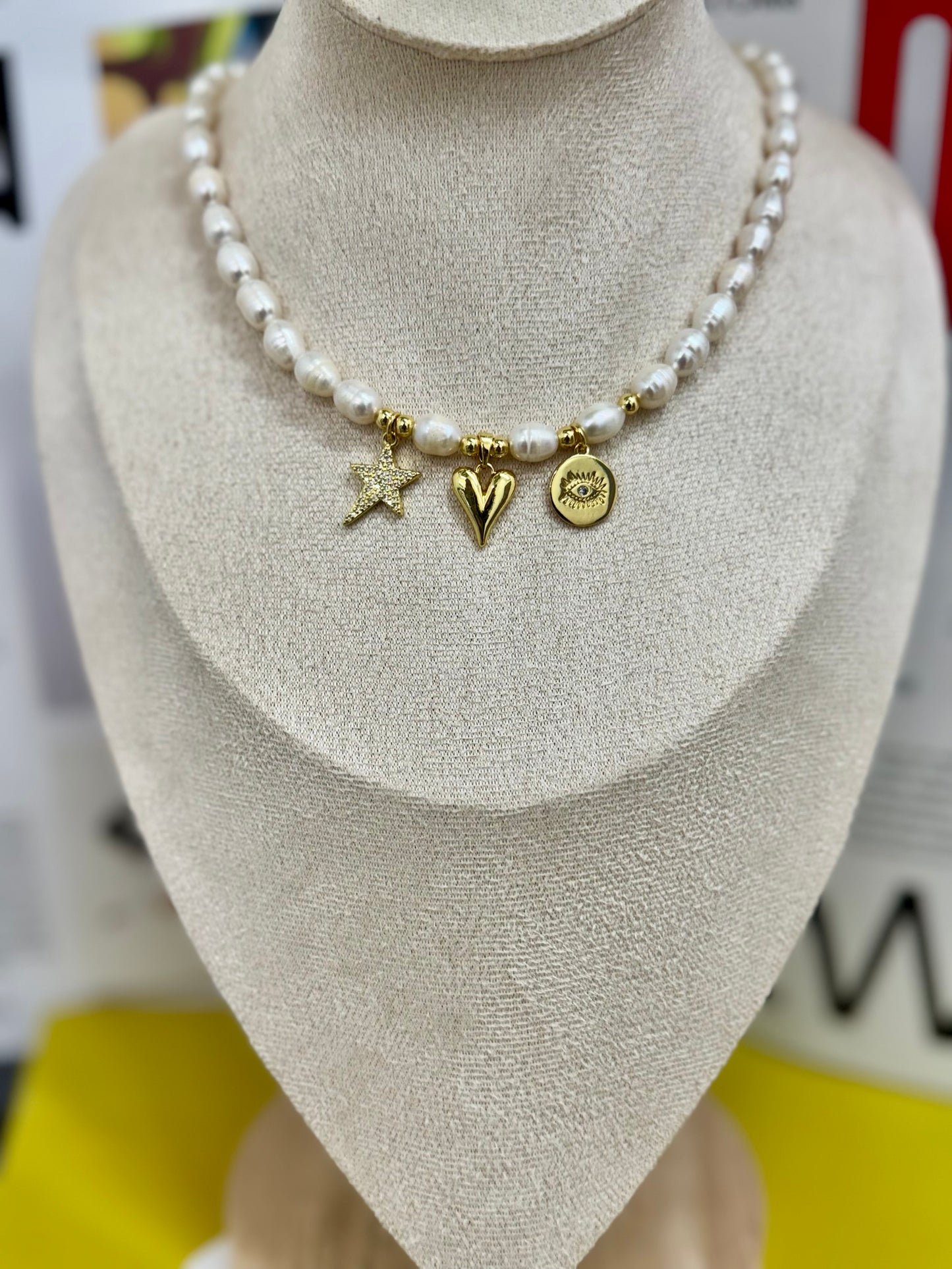 Fresh charming pearl necklace