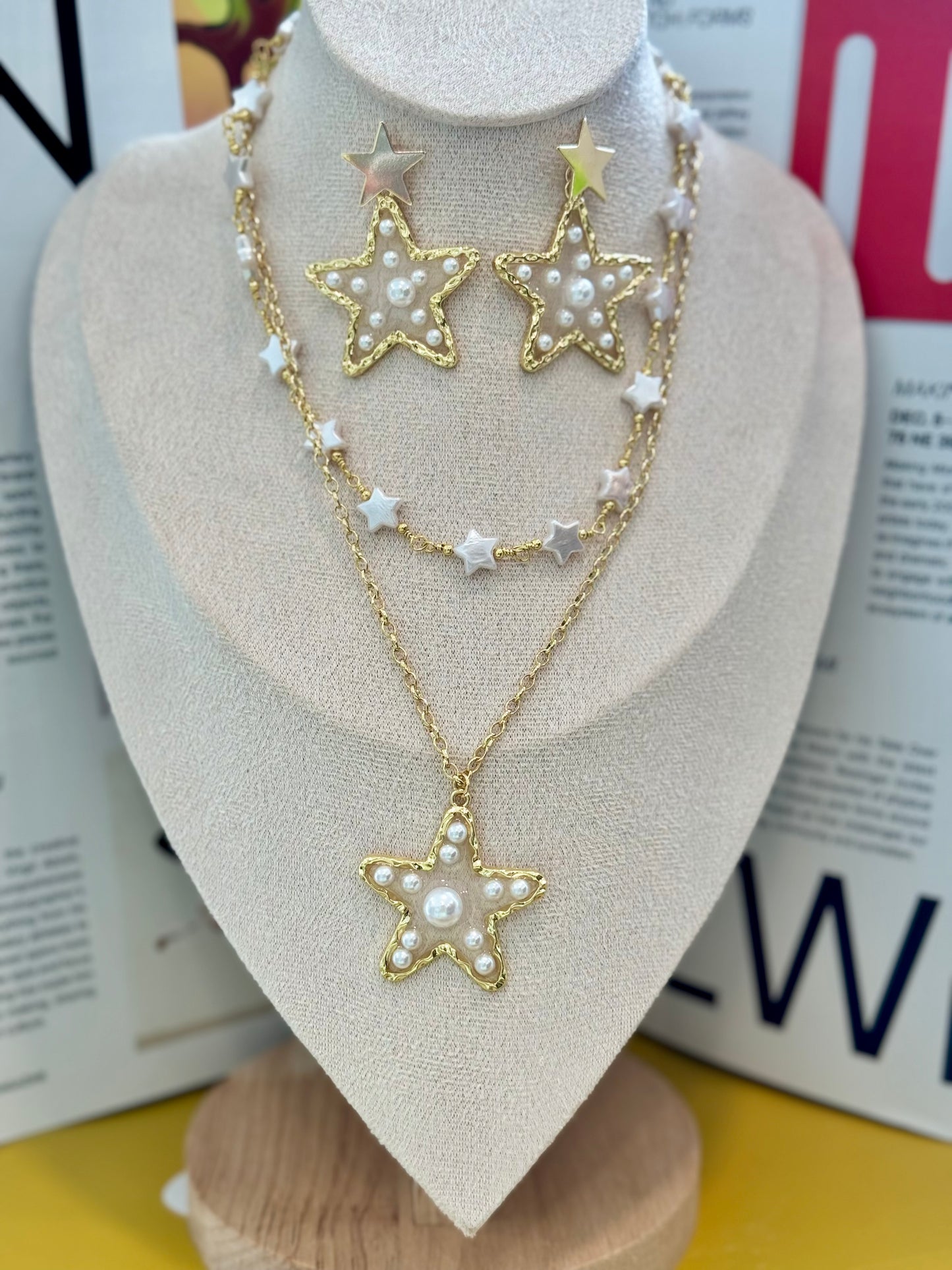 Star pearly earrings