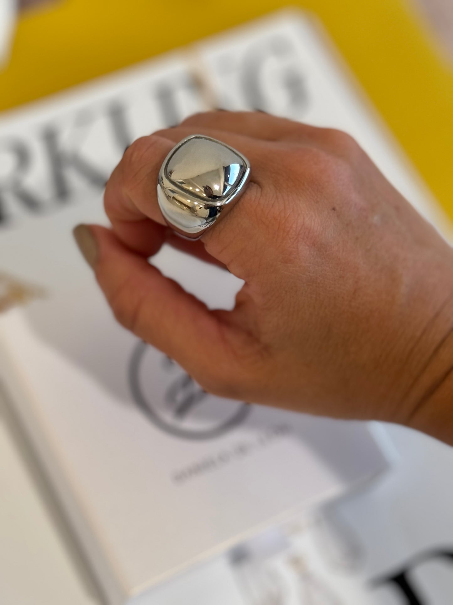 Geometric ring