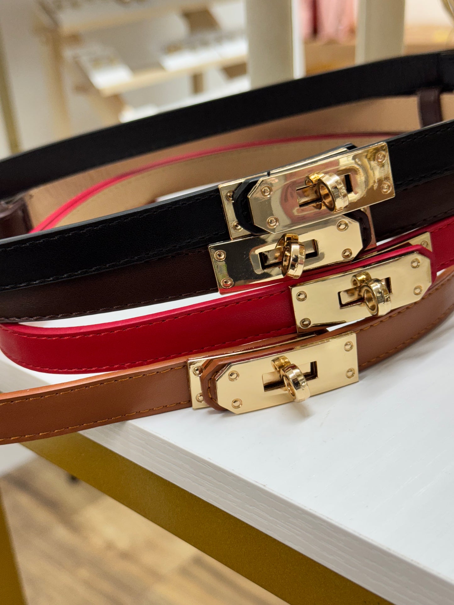 Tiny trendy belt