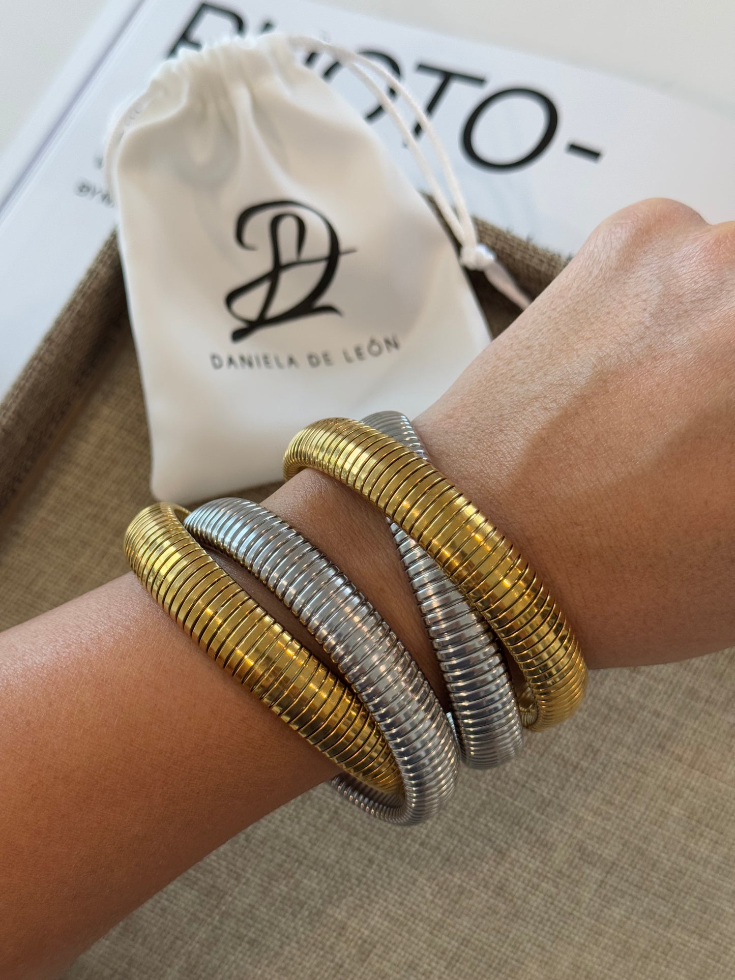 Twist bracelet