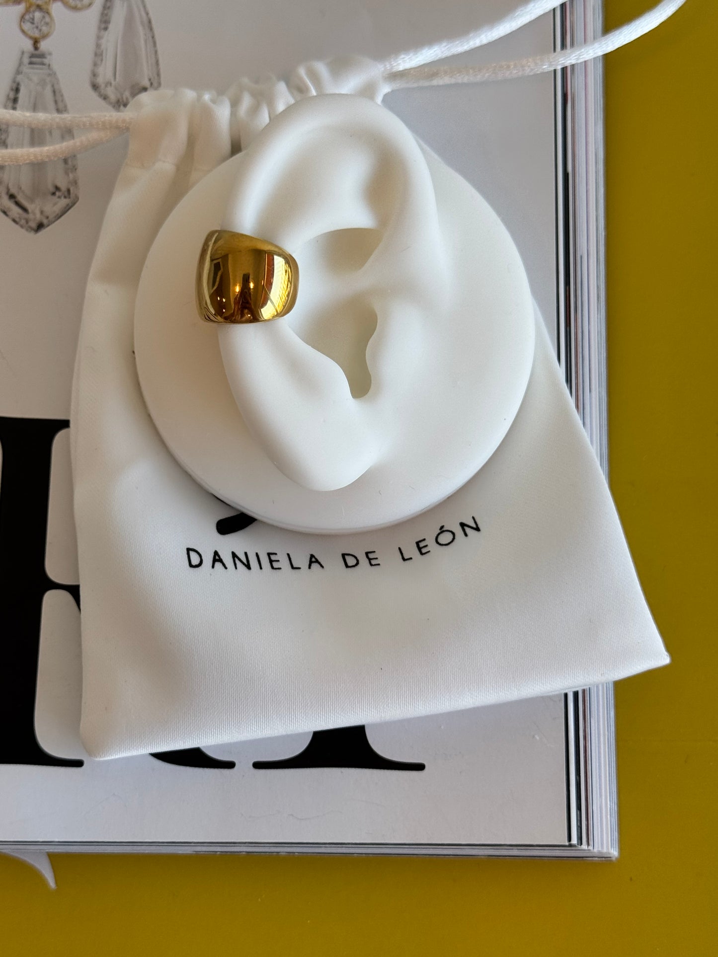 Trend ear cuff