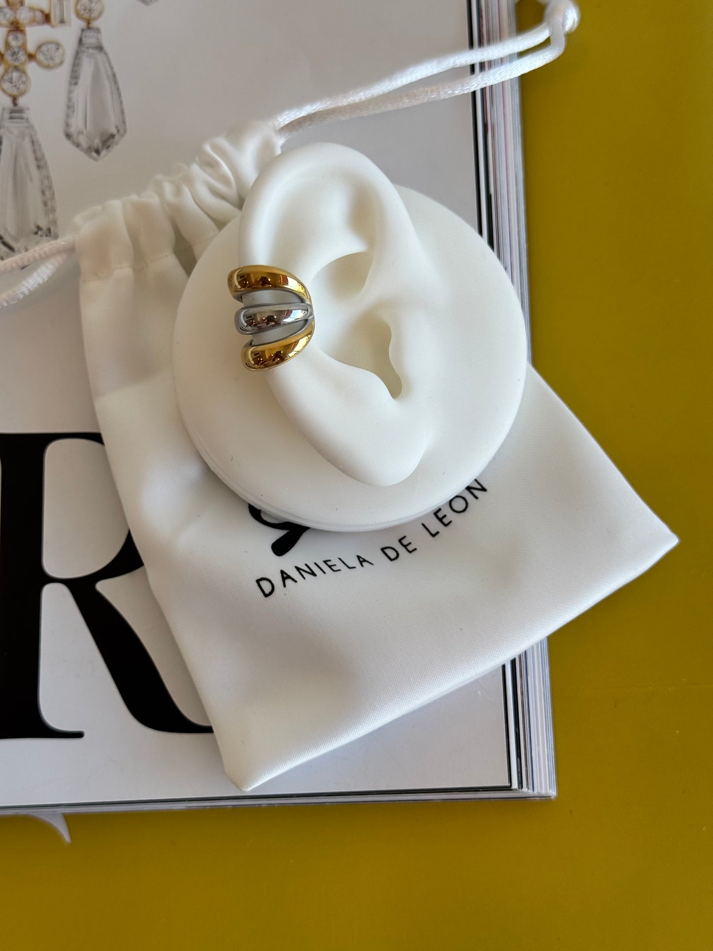 Three rows two tone ear cuff