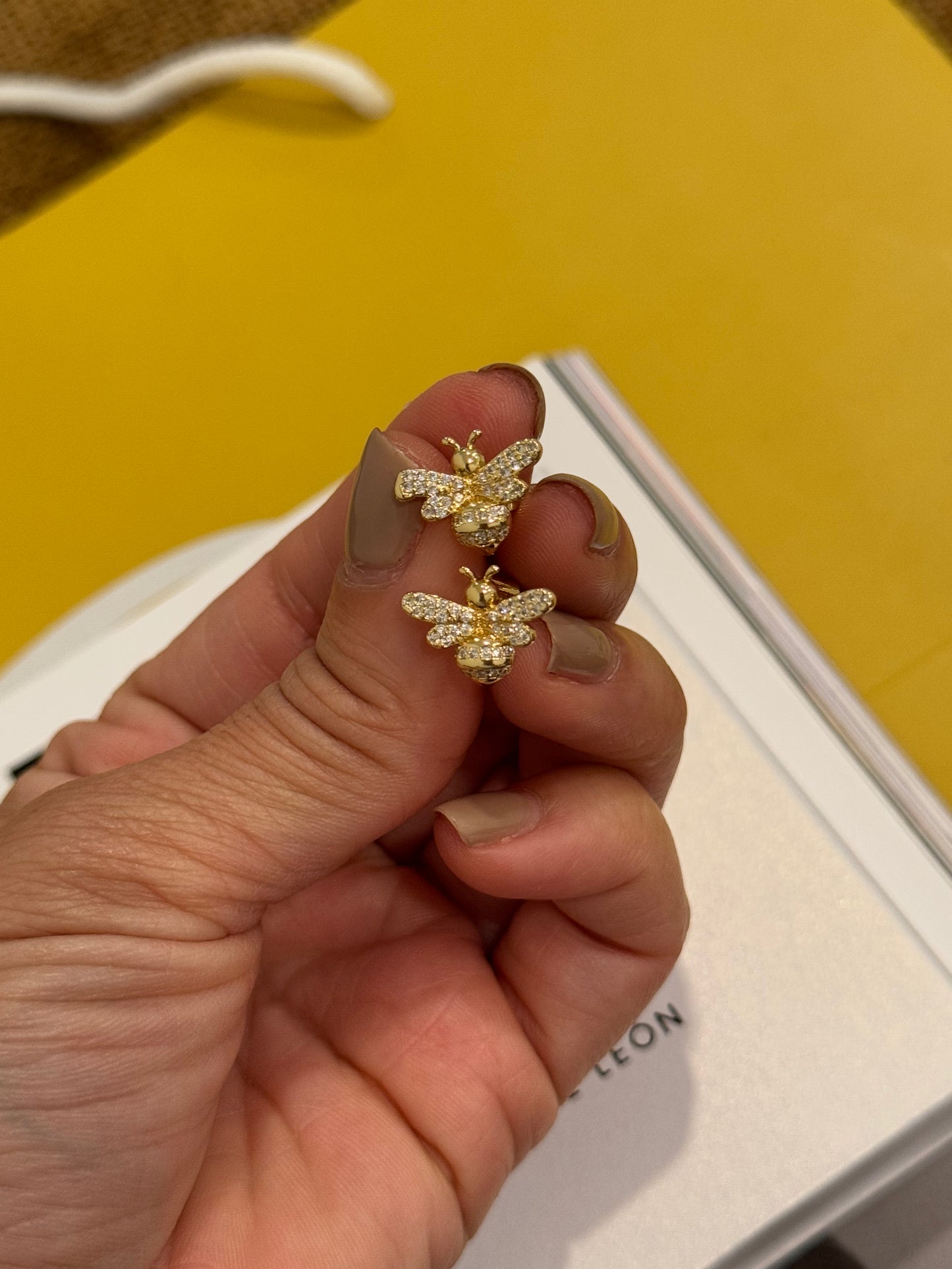 Mini powerful bumblebee earrings