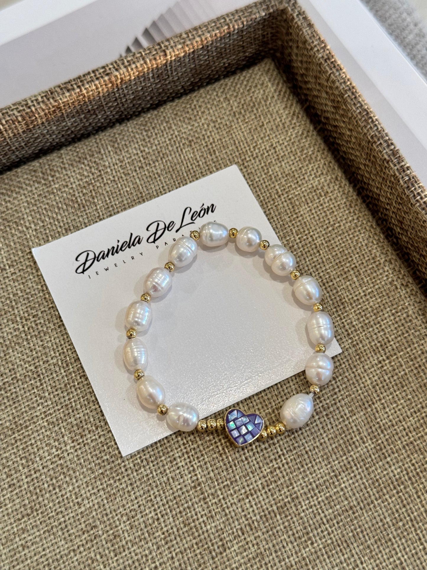 Pearl Color Heart Bracelet