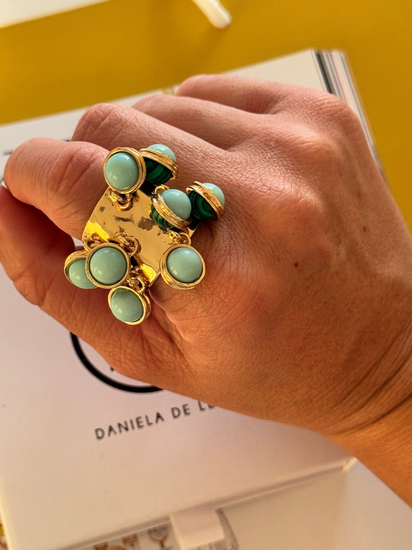 Destressing adjustable ring