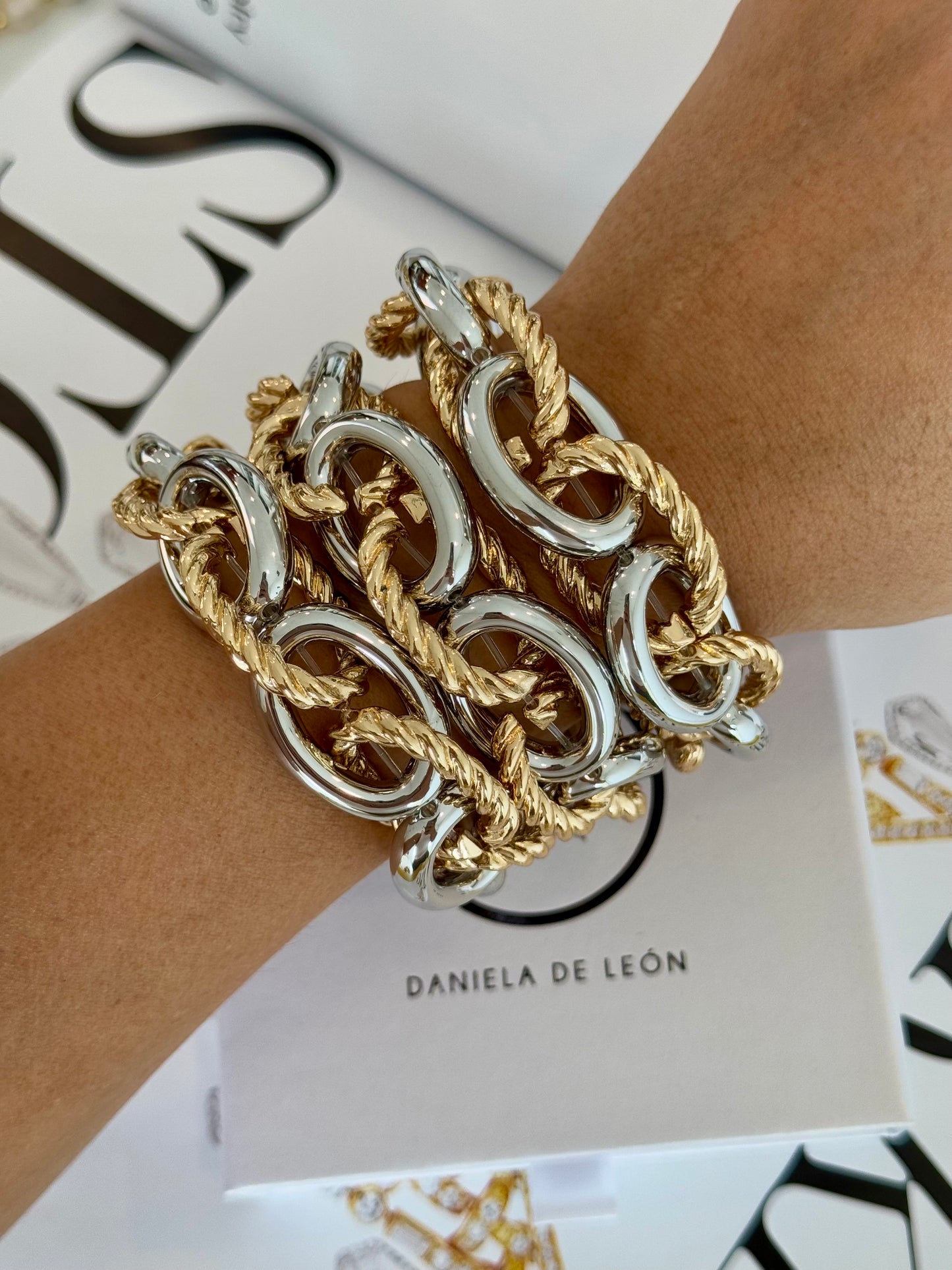 Maxi PaperClip Bracelet