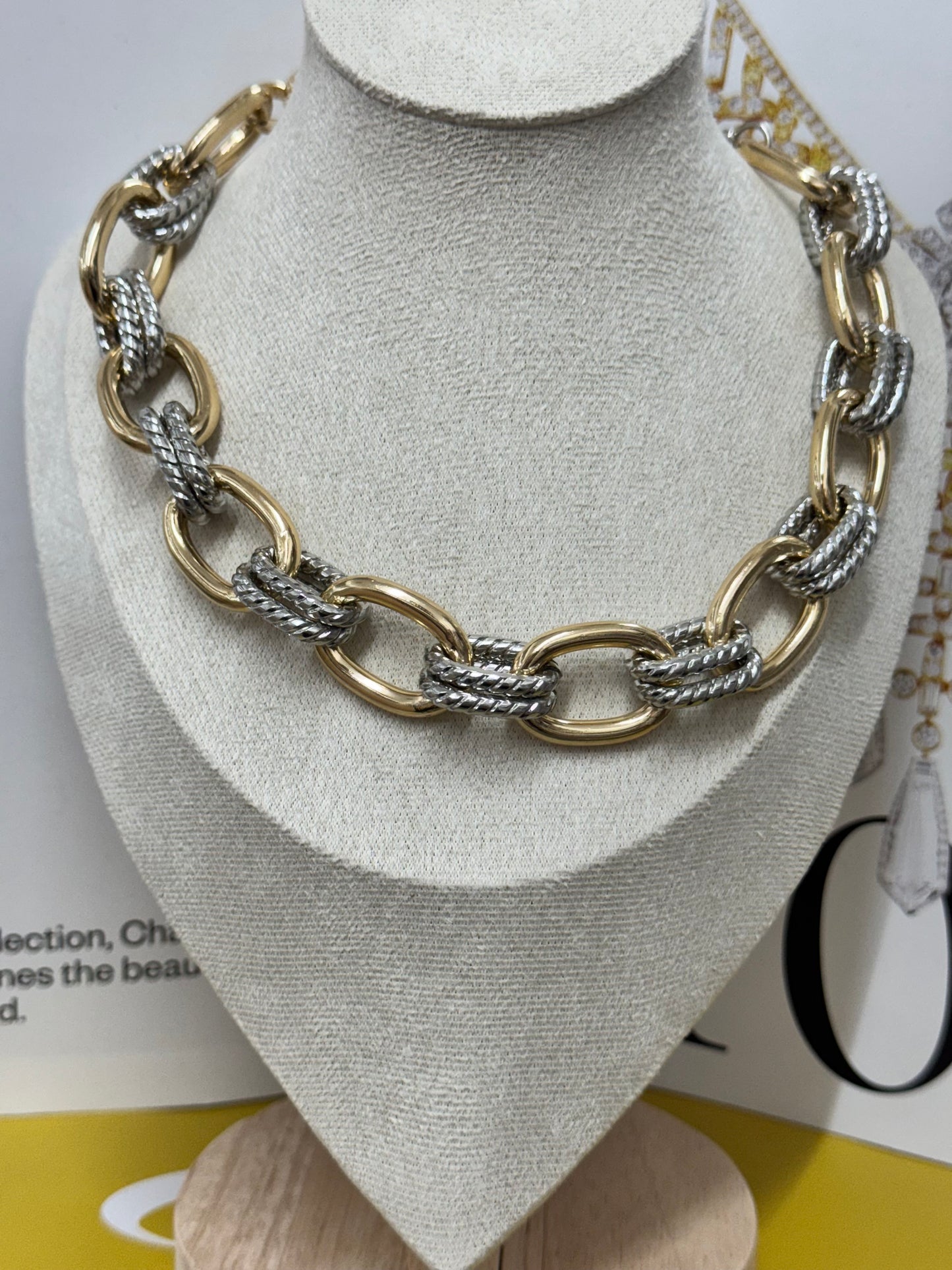 Two tone necklace
