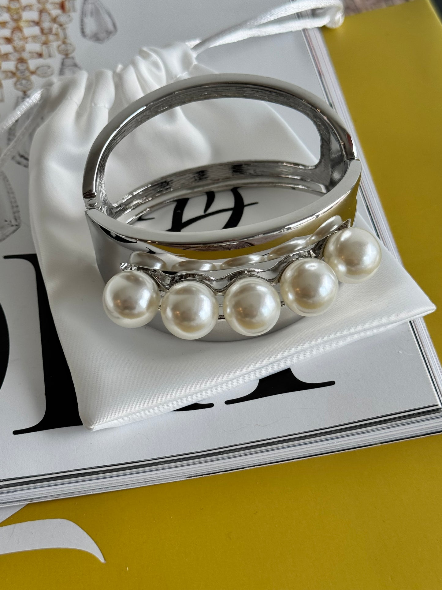 Pearl bangle