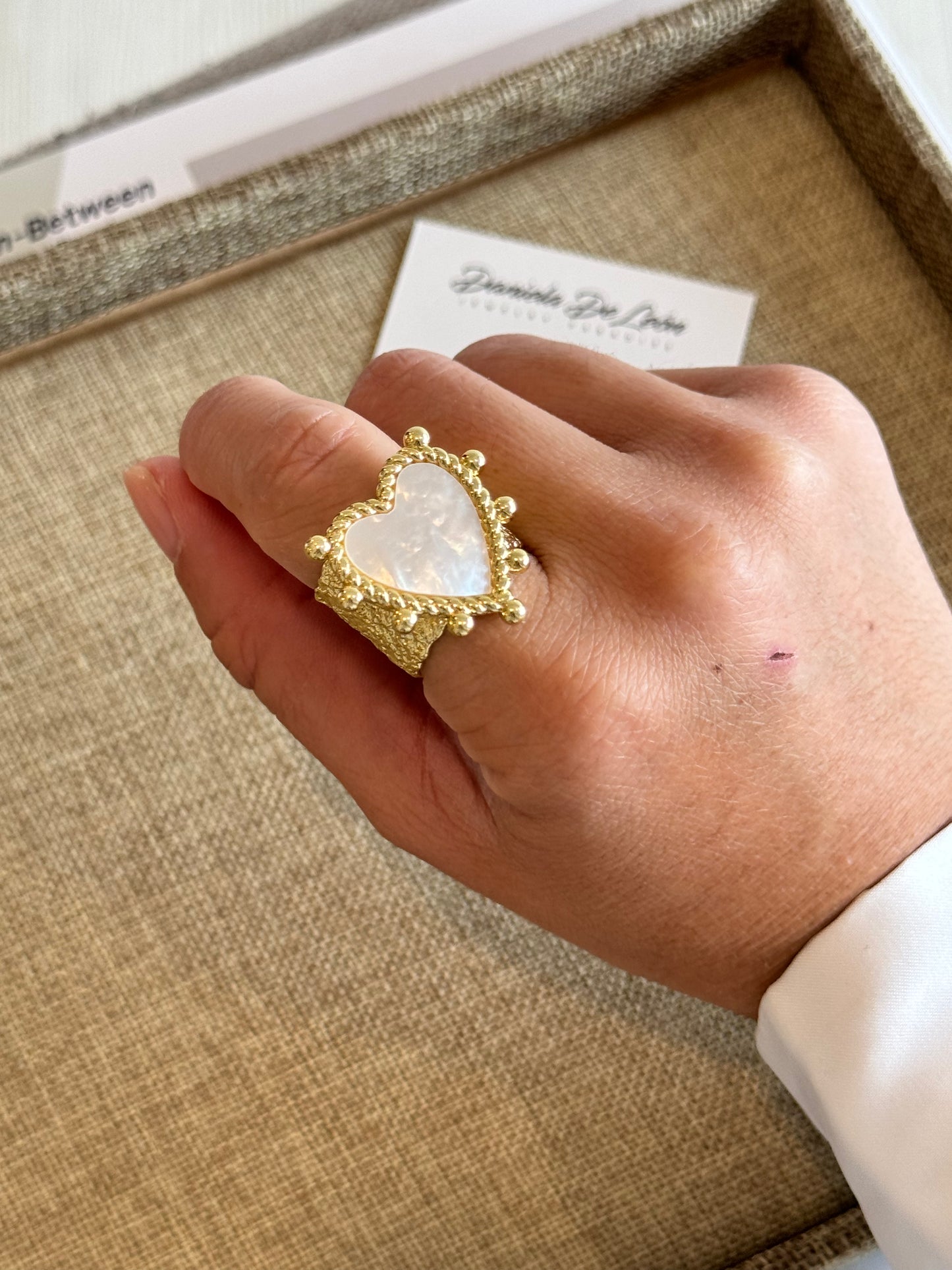 Nacar Ring