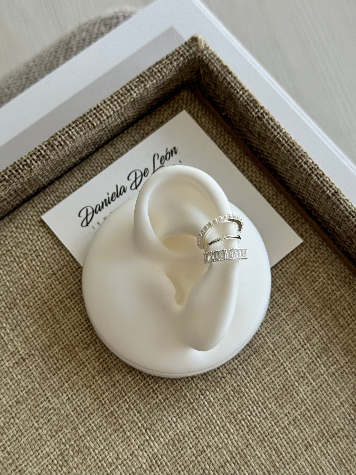 Line Ear cuff