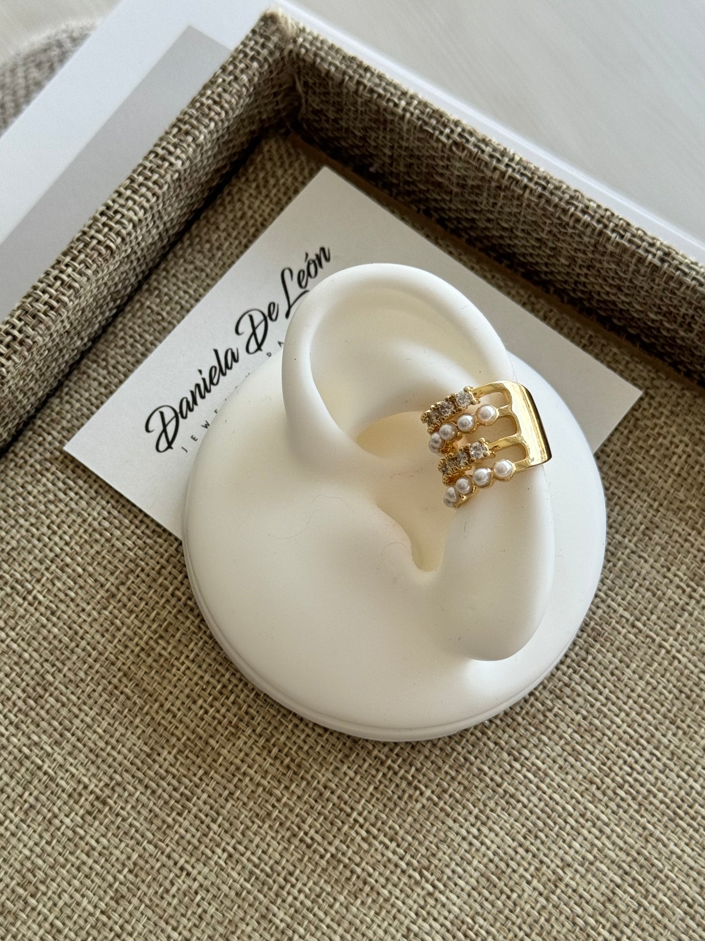 Pearl rows ear cuff