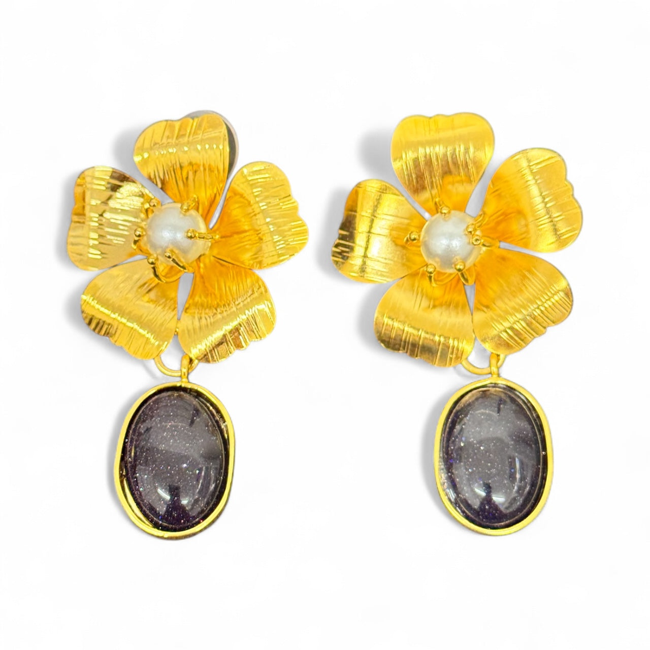 Blossom golden earrings