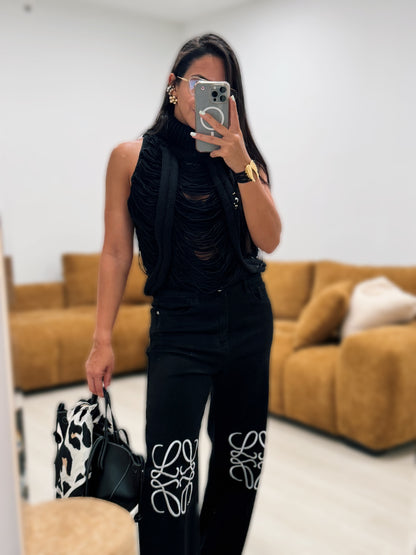 Black stretchy jean
