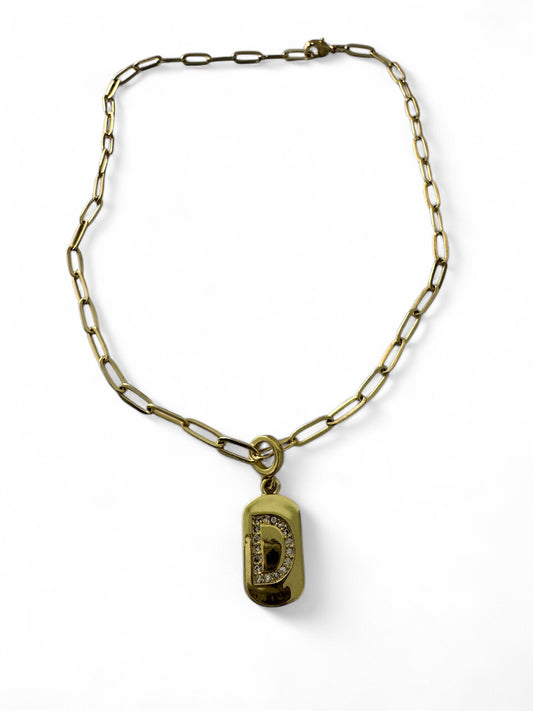 Initial essential necklace