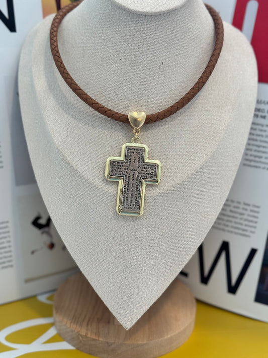 Padre nuestro light brown cuerina choker