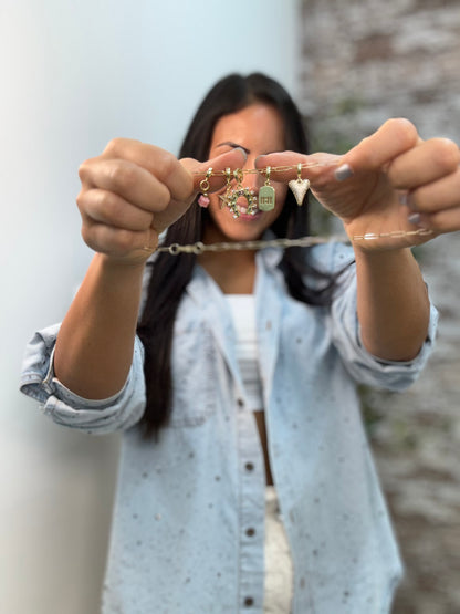 Manifest glow necklace