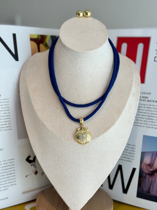 Summer here necklace (earrings included)