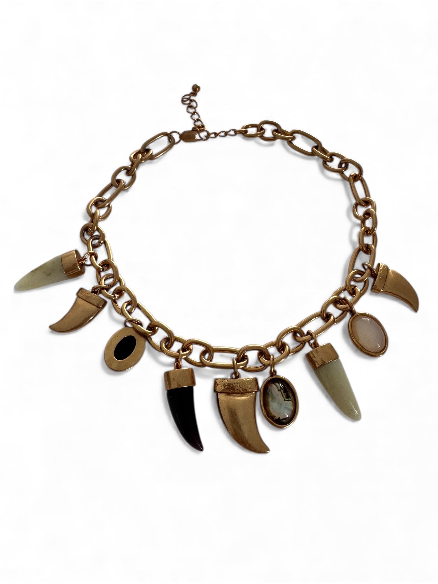 Rock’s star necklace