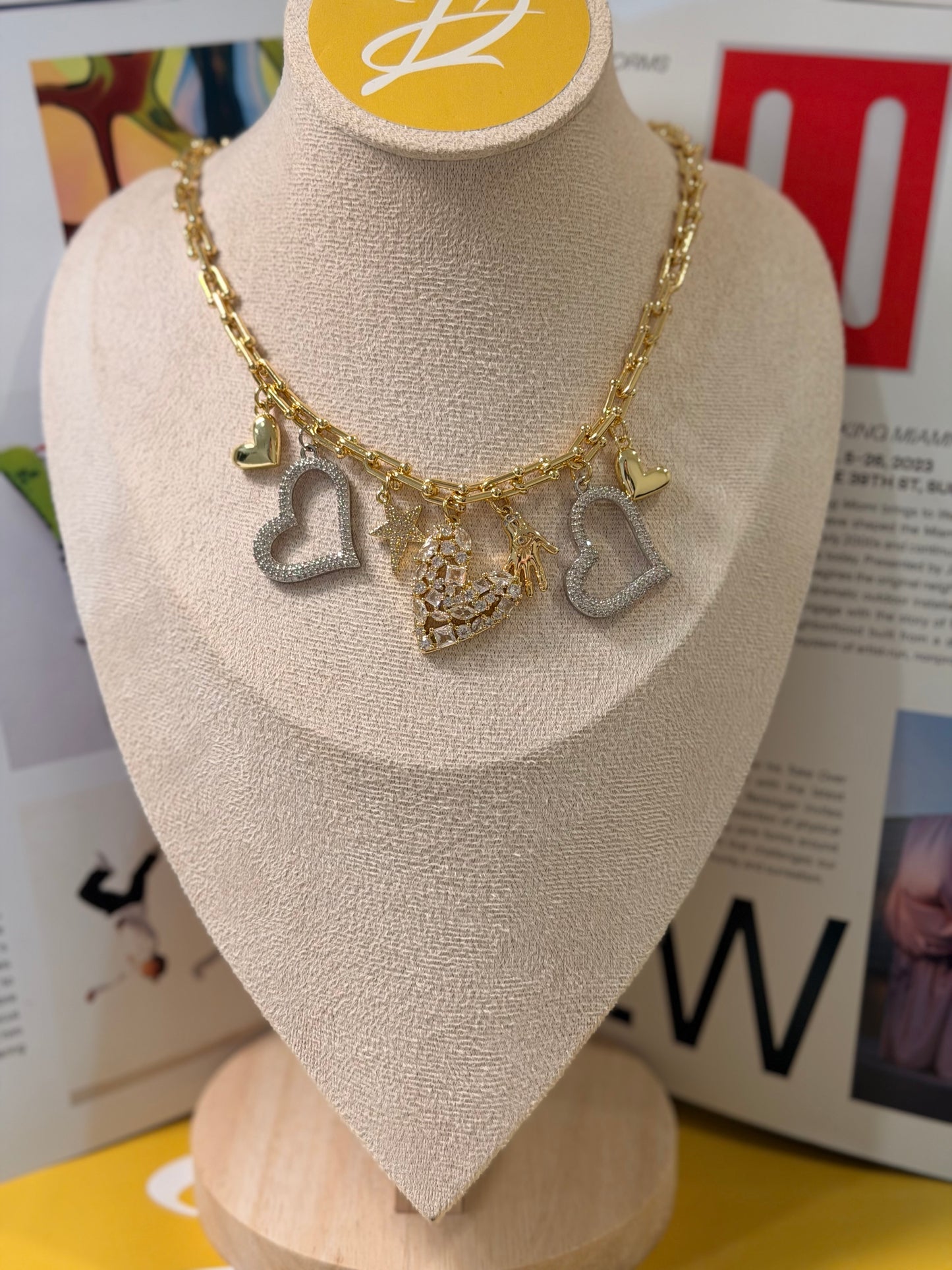 Statement Charming love necklace