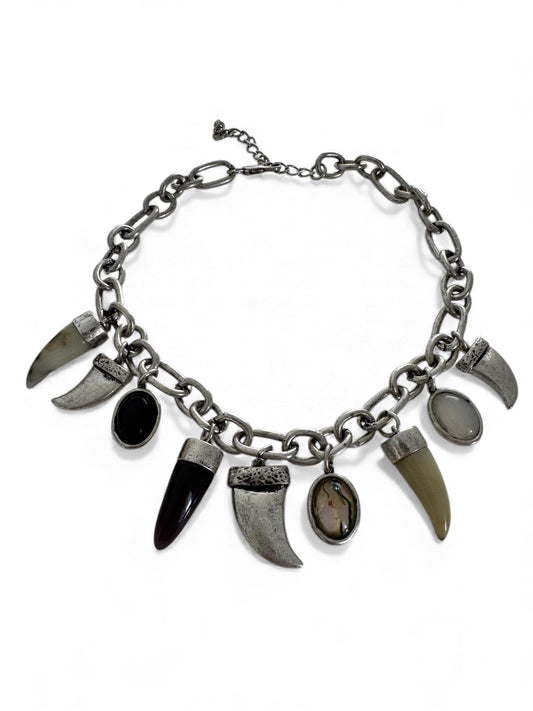 Rock’s star silver necklace