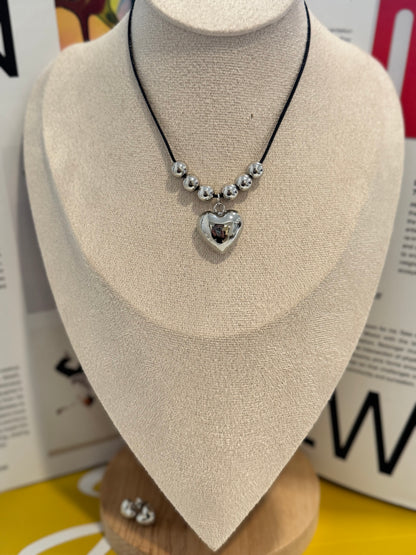 Coolest silver necklace + earrings set