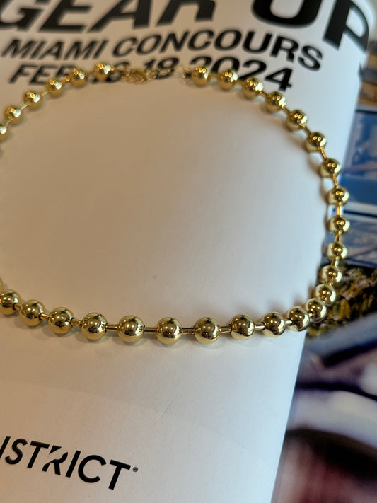 Essential necklace