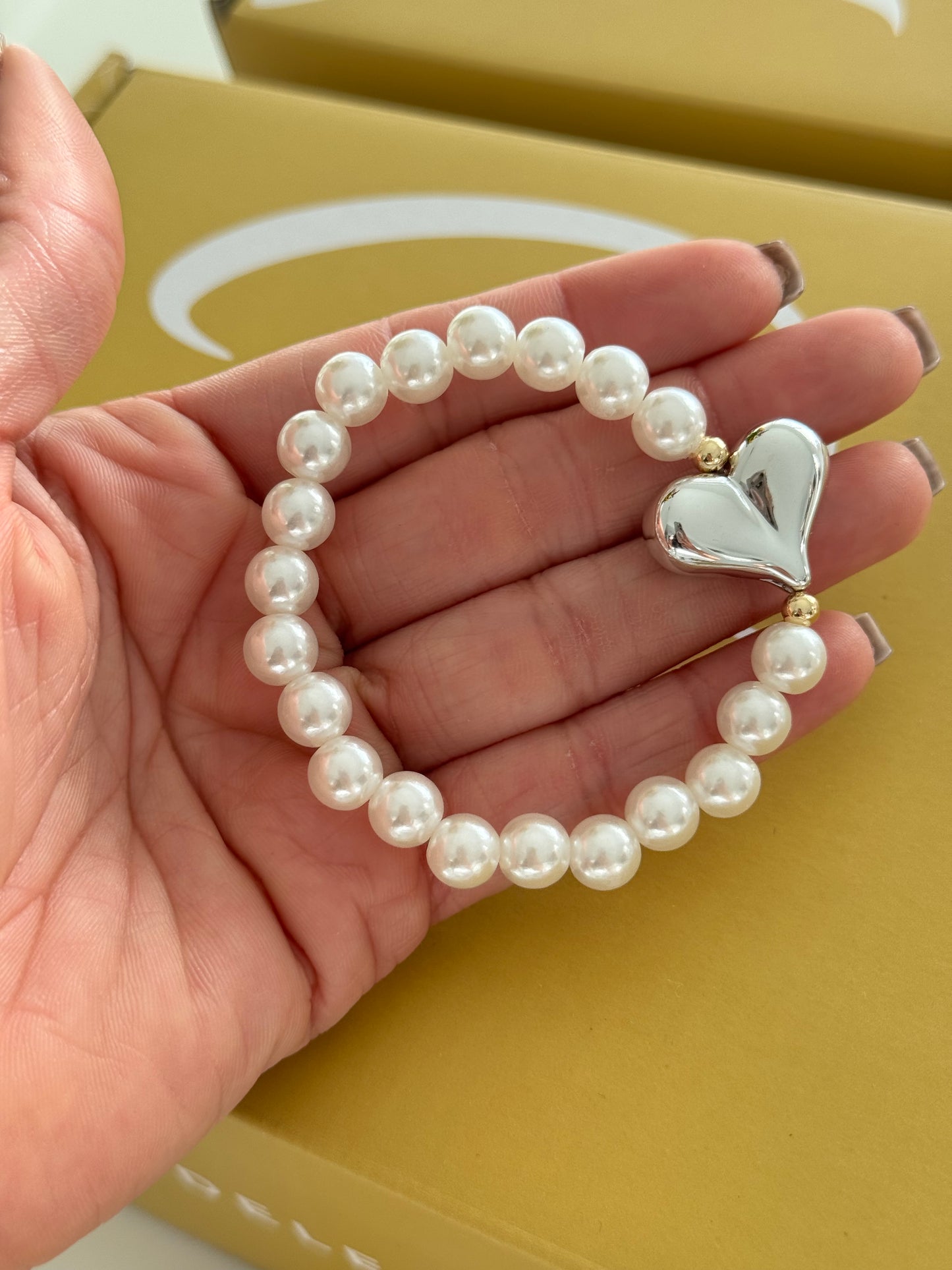 Pearl heart bracelet