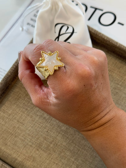 Nacar Ring