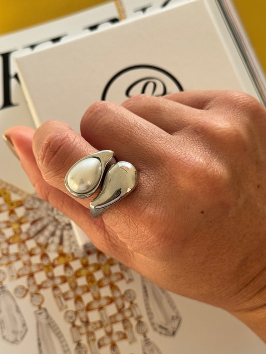 Pearl Adjustable Ring